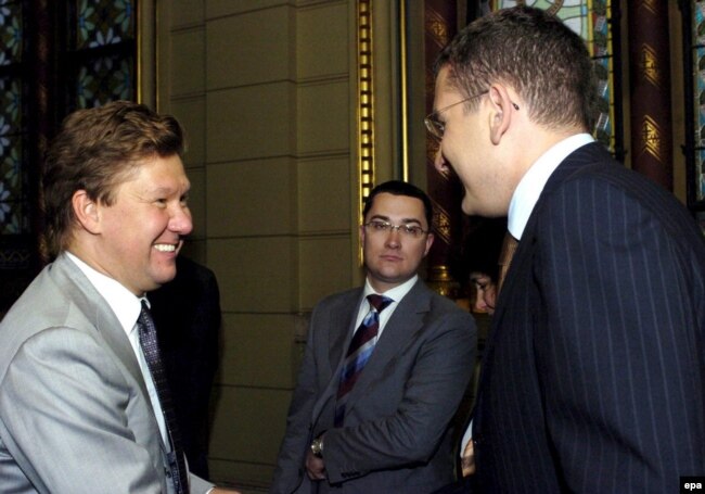 Alekszej Millert, a Gazprom vezérigazgatóját fogadja Kóka János a Parlamentben 2006. június 6-án