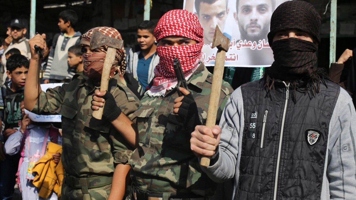 as-tensions-rise-pro-is-group-in-gaza-complains-hamas-worse-than-israel