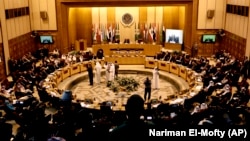 Pamje të këtij viti gjatë mbajtjes së mbledhjeve nga ministrat e Jashtëm të Ligës Arabe në Egjipt