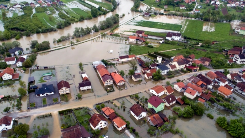 Обилни поплави во Босна и Херцеговина