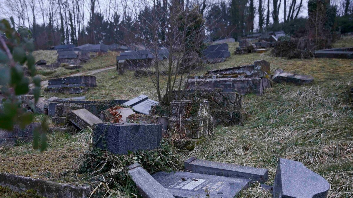 Несчастен, как еврей во Франции