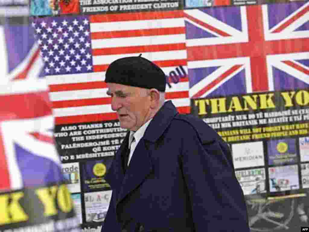 In Pristina, posters with British and U.S. flags read "Thank You." The United States and major European Union countries are expected to recognize the new state. 