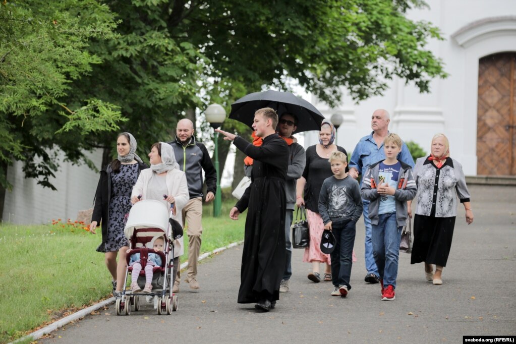 Экскурсія па манастыры