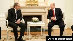 Russia - Russian President Vladimir Putin meets with Armenian Prime Minister Nikol Pashinian in Moscow, December 27, 2018.