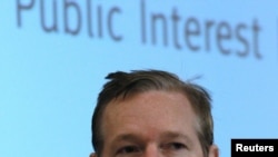Osnivač WikiLeaksa na konferenciji za novinare u listopadu 2010. godine