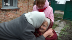 Вперше Оксана Лук’янець зустрілася з донькою свого рятівника – Вірою Бабак