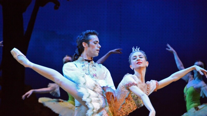 На фестиваль балета в Алматы приехали артисты из Франции, Британии, Швейцарии