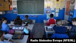 Zakon štetan za djecu u BiH (na fotografiji učenici škole u Živinicama)