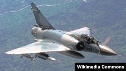 Францускі зьнішчальнік Mirage 2000C