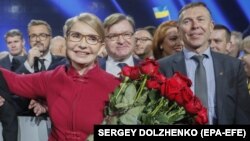 Керівниця ВО «Батьківщина» Юлія Тимошенко на партійному з’їзді 22 січня 2019 року. На цьому ж з’їзді були показані архівні кадри, де Коельйо називає її людиною, «яка може керувати країною»