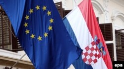 Zastave Hrvatske i EU