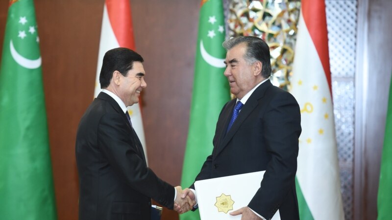 Türkmenistanyň prezidenti Täjigistanyň prezidentini gutlady