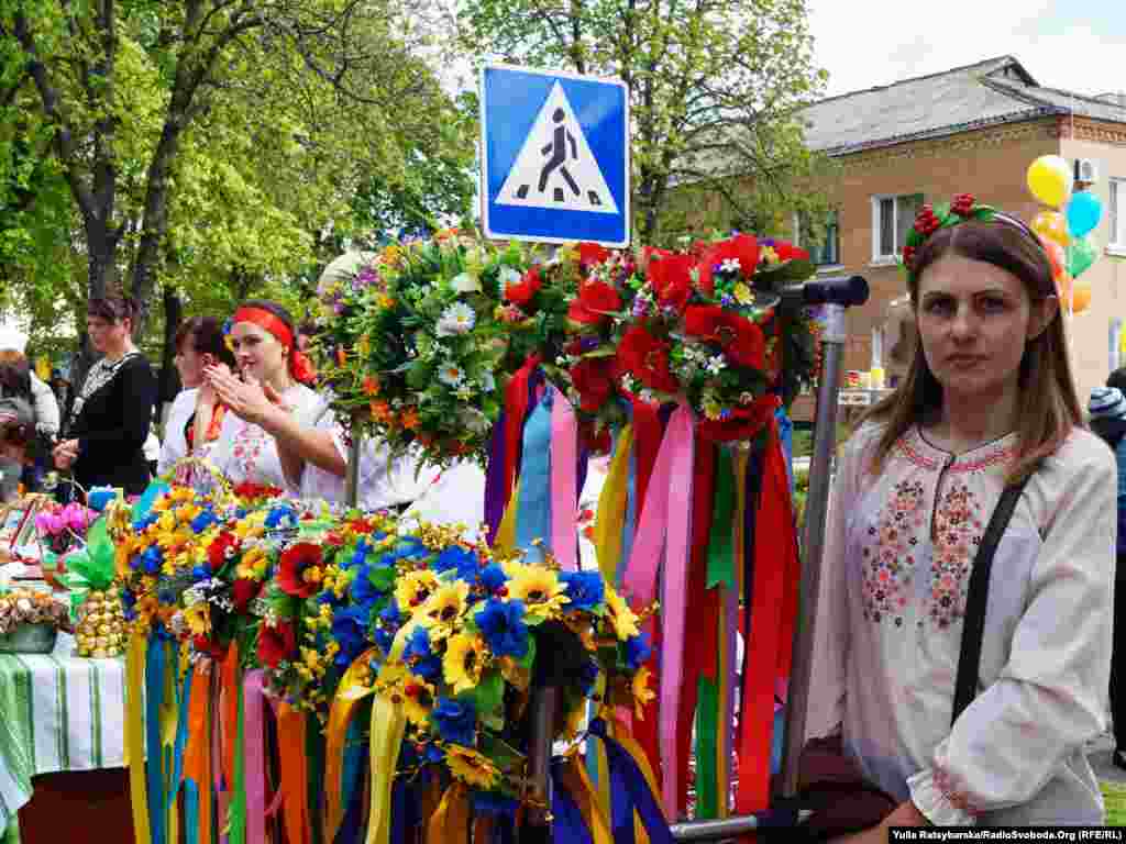 Ukraine -- 1 May in Reshetylivka, Poltavsk region, 1May2015