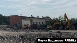Площадка под снесенным ТРЦ "Зимняя вишня" в Кемерове