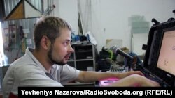 Владимир Кит за мобильной студией в Запорожье