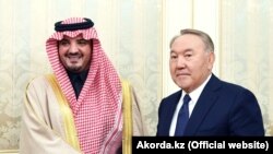 Kazakhstan - Prince Abdulaziz bin Saud bin Naif, saudi interior minister, and President of Kazakhstan Nursultan Nazarbayev (R). Astana, 01Nov2018. 