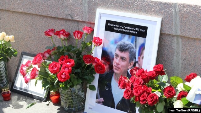 Sto dana od ubojstva Borisa Nemcova