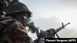 آرشیف، یک تن از سربازان حافظ صلح‌ در جمهوری افریقای مرکزی 