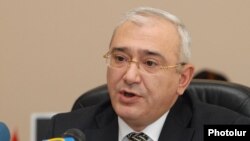Председатель ЦИК Армении Тигран Мукучян