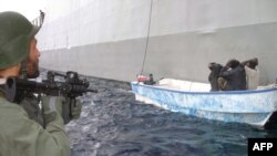 The Greek frigate "Psara" intercepts suspected Somali hijackers.