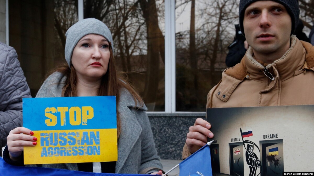 Украина волнуется: войны с Россией не избежать рекомендации Украина волнуется: войны с Россией не избежать рекомендации