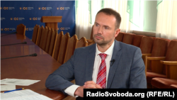 Конституційний суд України повідомив Радіо Свобода, що подання ще не зареєстроване