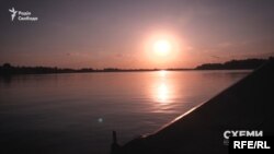 Вже на місці журналісти дізнались, що Віктор Гушан має в цих краях ще один маєток на острові Лімба