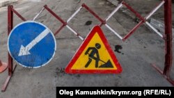 На улице Карантинной продолжается капитальный ремонт автомобильной дороги, иллюстрационное фото