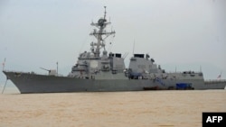 Эсминец ВМС США (архивное фото)
