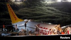 Թուրքիա - Վթարված ինքնաթիռը Ստամբուլի օդանավակայանում, 5-ը փետրվարի, 2020թ.