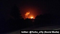 Ukraine -- Explosions at ammunition depot in Kalynivka, Vinnytsa region, 27Sep2017 (source: Twitter @Yurko_sViy)