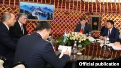 Встреча глав правительств в Оше.