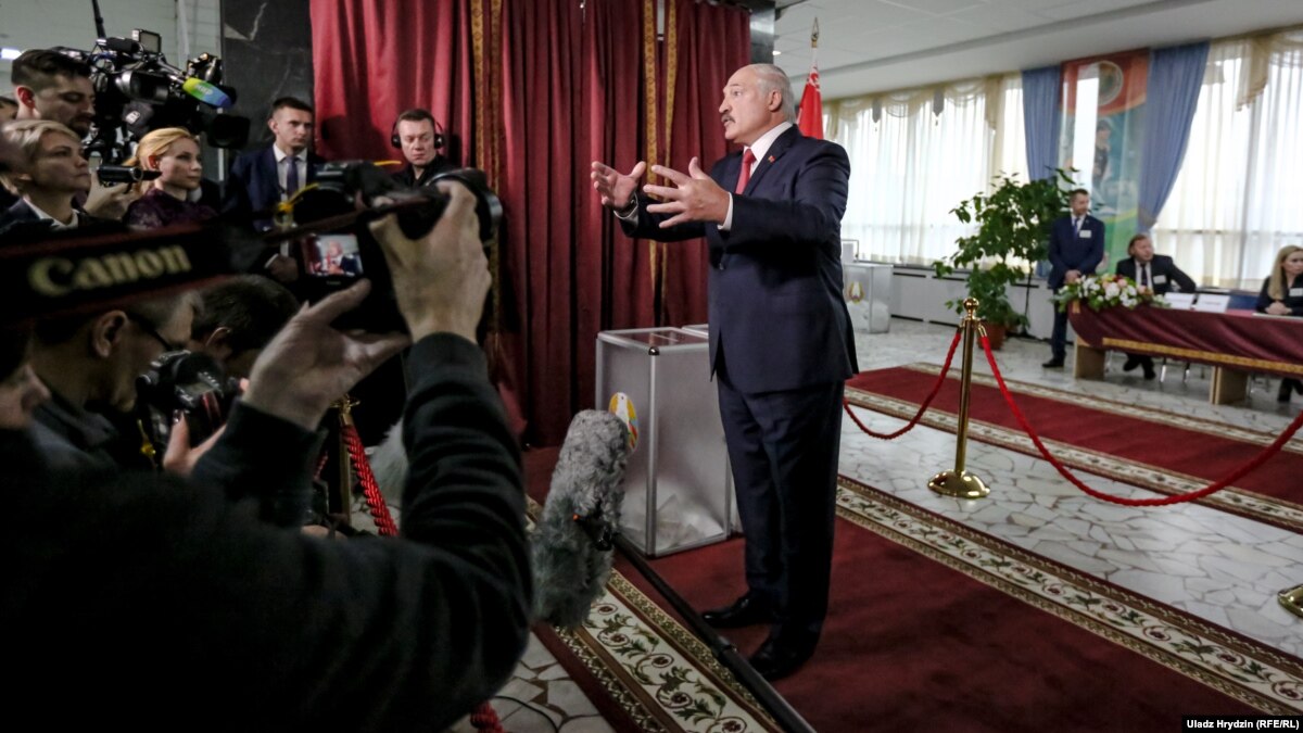 poydet-li-lukashenko-na-prezidentskie-vybory-s-lozungom-izmeneniy Пойдет ли Лукашенко на президентские выборы с лозунгом изменений