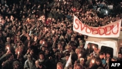Ноябрь 1989-го: многотысячная демонстрация против коммунистического режима в Праге, столице Чехословакии.