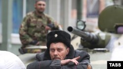 Блокпост сепаратистов в Славянске