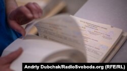 За даними Лариси Сарган, гроші мали піти на підкуп членів виборчих комісій