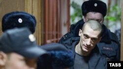 Pyotr Pavlensky appears at Moscow's Tagansky District Court