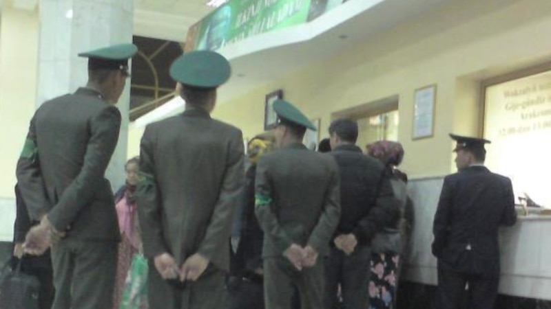 Türkmen harbylary ýaragly güýçleriň düzüminden çykmakda kynçylyk çekýärler