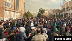 آرشیف، ایراني اعتراض کوونکي