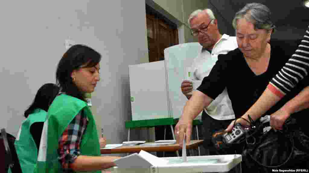 A polling station in Tbilisi.