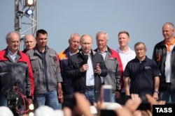 Путин на выступлении в Керчи
