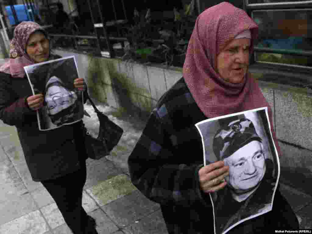 Protest zbog hašenja Jovana Divjaka u Sarajevu, 5. marta 2011