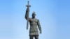Пам’ятник у Запоріжжі правителю періоду України-Русі, Київському князю Святославу Хороброму (945–972) 