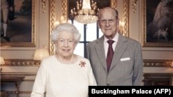Королева Єлизавета II та принц Філіп 