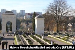 Меморіал львівських орлят, відкритий президентами Польщі та України у 2005 році після років дискусій і конфліктів