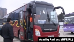 Azerbaijan -- New bus in Baku, 04Apr2011