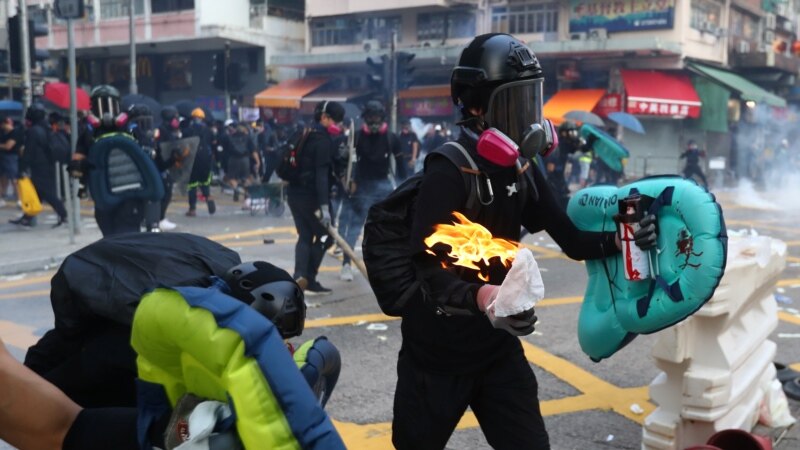 EU pozvala na uzdržanost i smirivanje tenzija u Hongkongu 