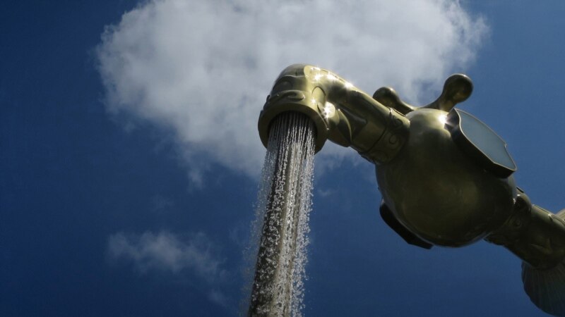 Власти гарантируют стабильную подачу воды днем жителям Евпатории