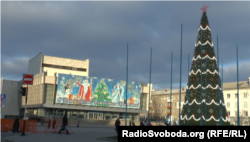 «Головна» ялинка окупованого Луганська