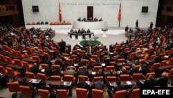 Թուրքիայի խորհրդարանի նիստ, արխիվ